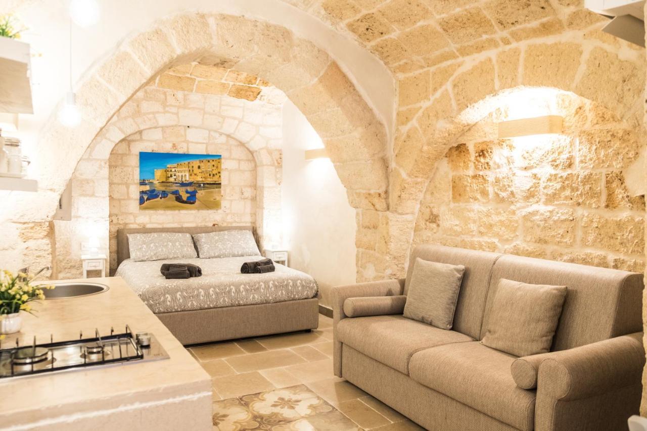 Dimore Del Borgo Antico - Il Sottano Монополи Экстерьер фото